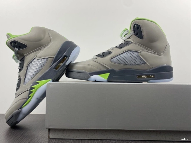 Bmlin 5 Jordan Retro (2022) Bean DM9014-003 Green 0825